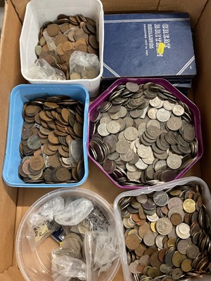 Lot 465 - World - Mixed coinage