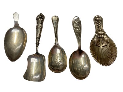 Lot 89 - Four various silver caddy spoons and one plated (5)