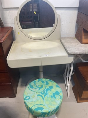 Lot 5354 - Isku Scandinavian dressing table and stool