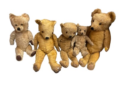Lot 1936 - Three 1930s / 40s mohair bears with glass eyes. Plus two 1950s golden mohair bears, one with Merrythought label.