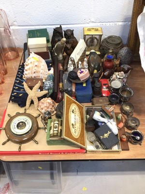 Lot 5109 - Group of sundry items to include mantle clock, barometer and others