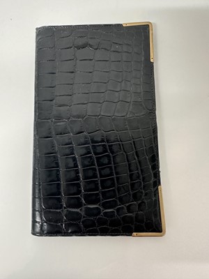 Lot 101 - Good quality 9ct gold mounted crocodile skin wallet