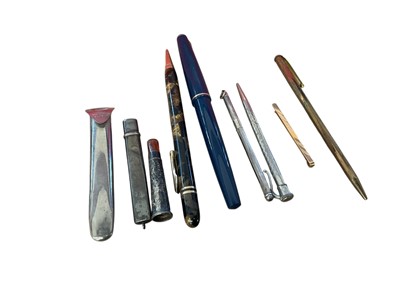 Lot 3063 - Group of pens, a silver swizzle stick, cheroot, sundries and a 9ct gold tie clip.