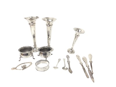 Lot 326 - Group of silver and plated items