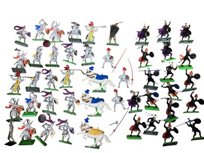 Lot 2065 - Briatins Deetail diecast Knights & Saracens, Marines Bandsmen and others (1 box)