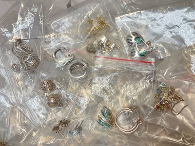 Lot 129 - Collection of mostly contemporary silver and silver gilt gem set earrings