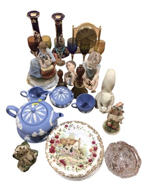 Lot 5060 - Wedgwood Jasperware teapot, other ceramics and glassware.