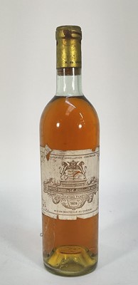 Lot 68 - One bottle, Chateau Filhot Sauternes 1975
