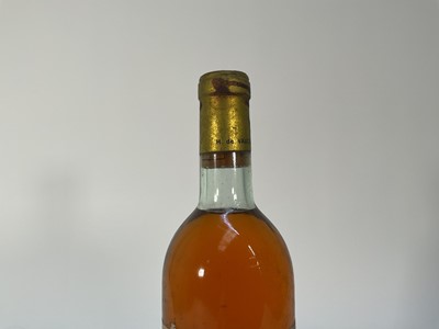 Lot 68 - One bottle, Chateau Filhot Sauternes 1975