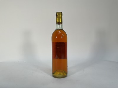 Lot 68 - One bottle, Chateau Filhot Sauternes 1975