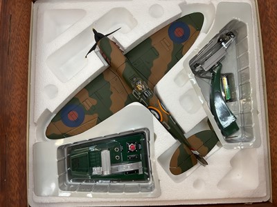 Lot 2093 - Corgi 1:32 scale Deluxe Supermarine Spitfire MK 1A Sun Leader Brian Lane No.19 Squadron RAF, boxed AA33905 (1)