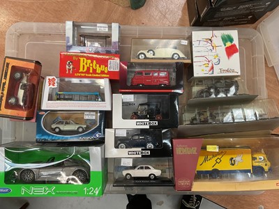 Lot 2095 - Selection of mixed brands diecast vehicles, mostly boxed (2 boxes)