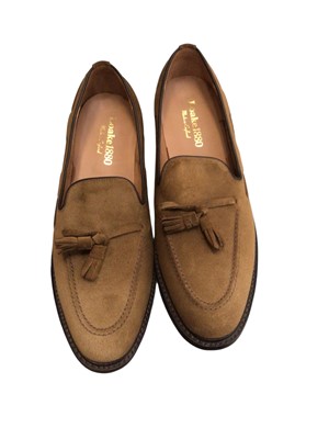 Lot 2565 - Pair of gentleman's Loake tassel loafers, Nottingham Tobacco suede, size 9.5, with rubber soles, unworn, in shoe bags and original box