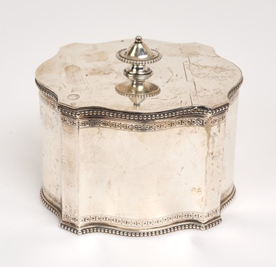 Lot 261 - George V silver tea caddy
