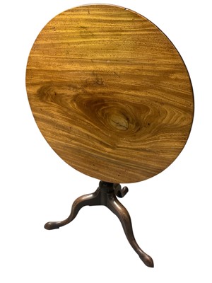 Lot 1335 - George III mahogany occasional table