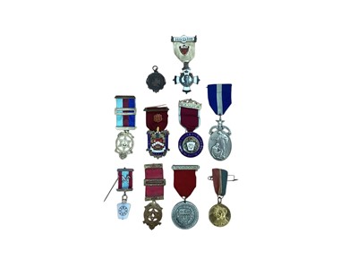 Lot 2999 - Collection of silver gilt and other Masonic jewels.