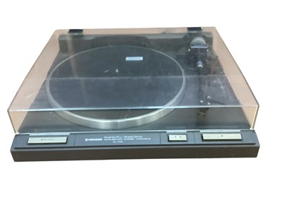 Lot 2745 - Pioneer record deck