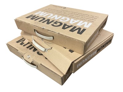 Lot 1516 - Magnum Magnum, edited by Brigitte Lardinois, published 2007 by Thames & Hudson Ltd., preface by Stuart Franklin (President of Magnum Photos from 2006-2009), cloth hardback, in mint conditio...