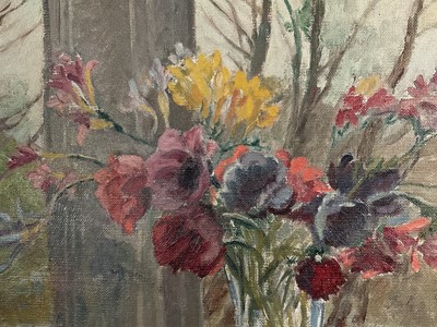 Lot 26 - English School, 20th century oil on canvas, Still life of flowers by a window, 39cm x 49cm, gilt frame