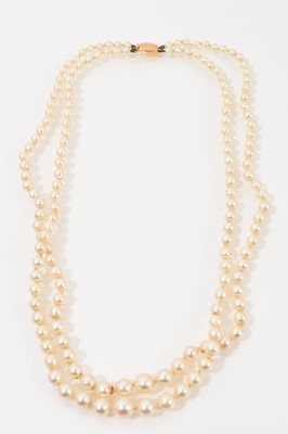 Lot 497 - Cultured pearl two strand necklace with 9ct gold clasp