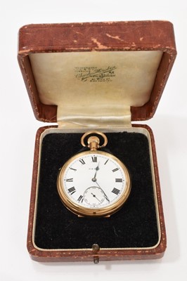 Lot 585 - 1960s Hefik 9ct gold cased pocket watch