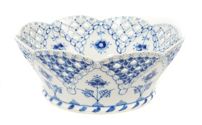 Lot 76 - Suite of Royal Copenhagen onion pattern porcelain