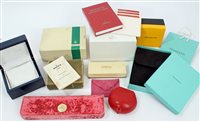 Lot 634 - Collection of vintage Watches boxes - to...