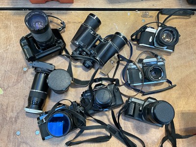Lot 5039 - Group of cameras and accessories, including a Pentax P30t and lens, Pentax Spotmatic, Canon F-1, etc