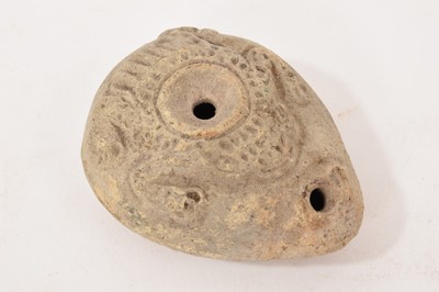 Lot 704 - Romano-Egyptian terracotta oil lamp, with frog ornament, 6cm long