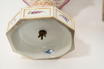 Lot 5 - Pair of Dresden vases and covers