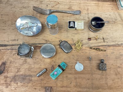 Lot 973 - Group of silver and other objets vertu, including silver scent bottle with enamelled top, silver topped inkwell silver trinket boxes and vesta, glass scent bottle in enamelled case, etc