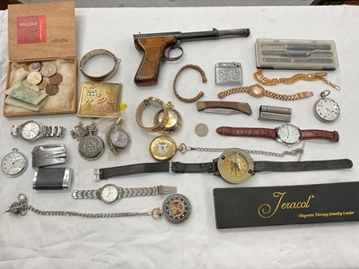 Lot 933 - Group of watches and sundries