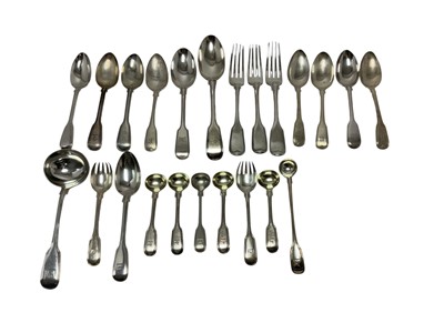 Lot 206 - Selection of miscellaneous Fiddle and Thread pattern flatware, with engraved armorial crests