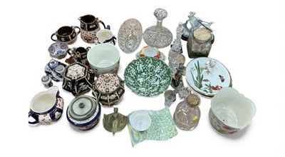 Lot 526 - Large quantity of assorted ceramics and glassware to include Imari items.