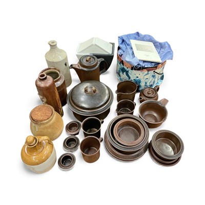 Lot 439 - Collection of stoneware and studio pottery items to include Elena Castillo items.