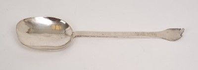 Lot 207 - Rare Charles II silver Trefid tablespoon, with parallel stem and rattail bowl (circa 1660/65)
