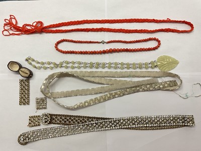 Lot 914 - Yellow metal rope twist ring, coral and hardstone jewellery, and a paste set belt