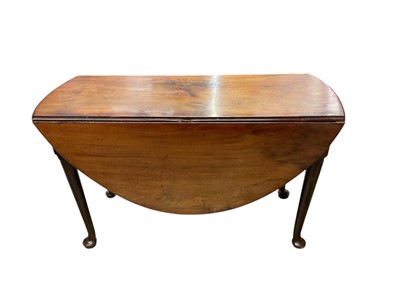 Lot 1428 - George III mahogany oval drop leaf dining table