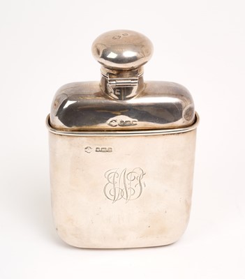 Lot 221 - George V silver spirit flask, with bayonet fitting hinged cover and detachable cup