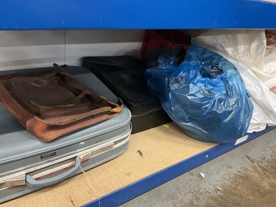 Lot 256 - Collection of various antique and vintage costume and textiles