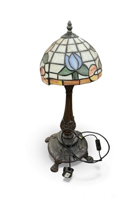 Lot 509 - Tiffany style table lamp with leaded glass shade.