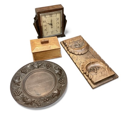 Lot 507 - 1930's Art Deco mantle clock, golden oak trinket box, carved wood plate and book slide with carved lion of Lucerne decoration, (4).
