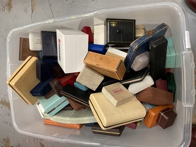 Lot 523 - Lot old jewellery boxes