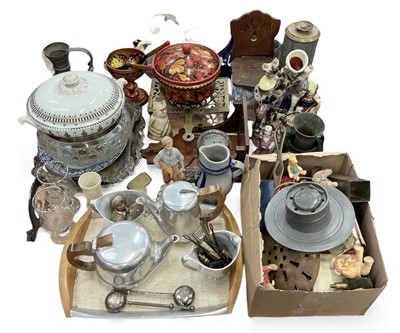 Lot 533 - Group of ceramics, metalwares and sundries to include a car clock, piquot ware teaset, Staffordshire figure group and other items.