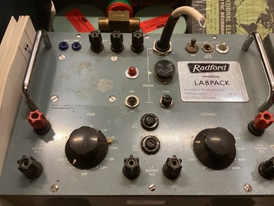 Lot 333 - Group of vintage scientific instruments including Radford Universal Labpack, Dawe Transistor Stroboflash,, military cone lense in wooden case etc