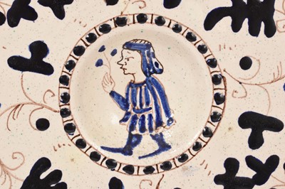 Lot 72 - Two pieces of Italian maiolica