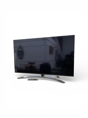 Lot 5132 - LG flat screen television