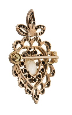 Lot 445 - Edwardian diamond pearl and enamel heart brooch