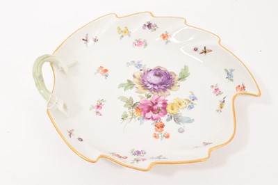 Lot 140 - Meissen leaf dish