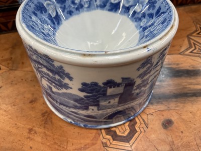Lot 80 - Early 19th century blue and white Spode spittoon, printed in the Tower pattern, 'Spode' stamp to base, 17.5cm across including handle
